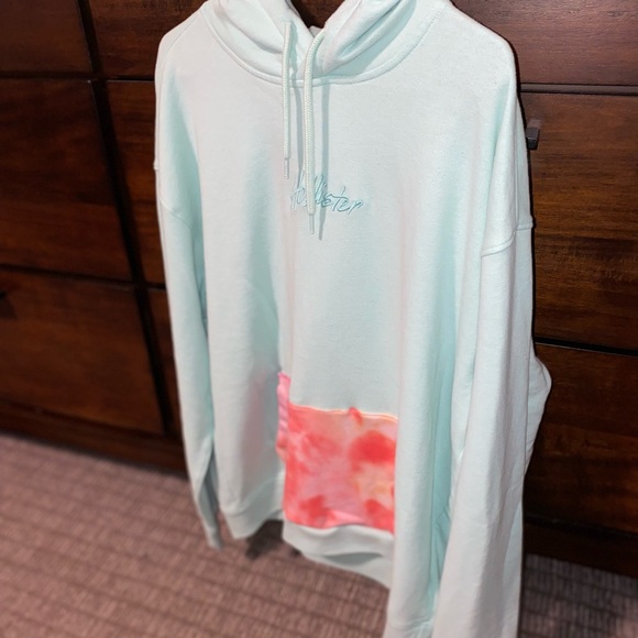 One of a Kind Hollister Hoodie - Picture 5 of 5